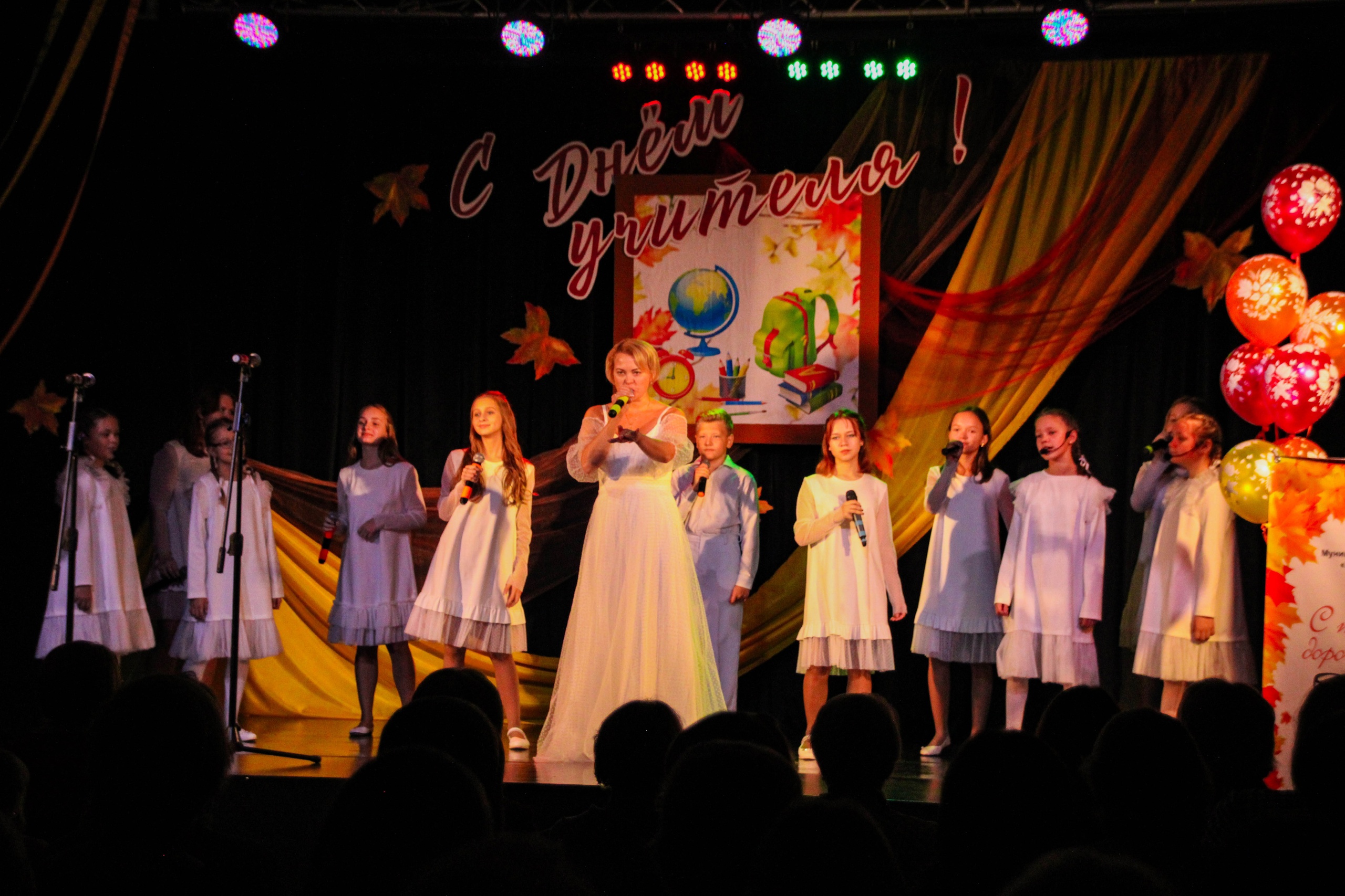 Вчера Новодвинский городской культурный центр принимал гостей из школ, детских садов и учреждений дополнительного образования!